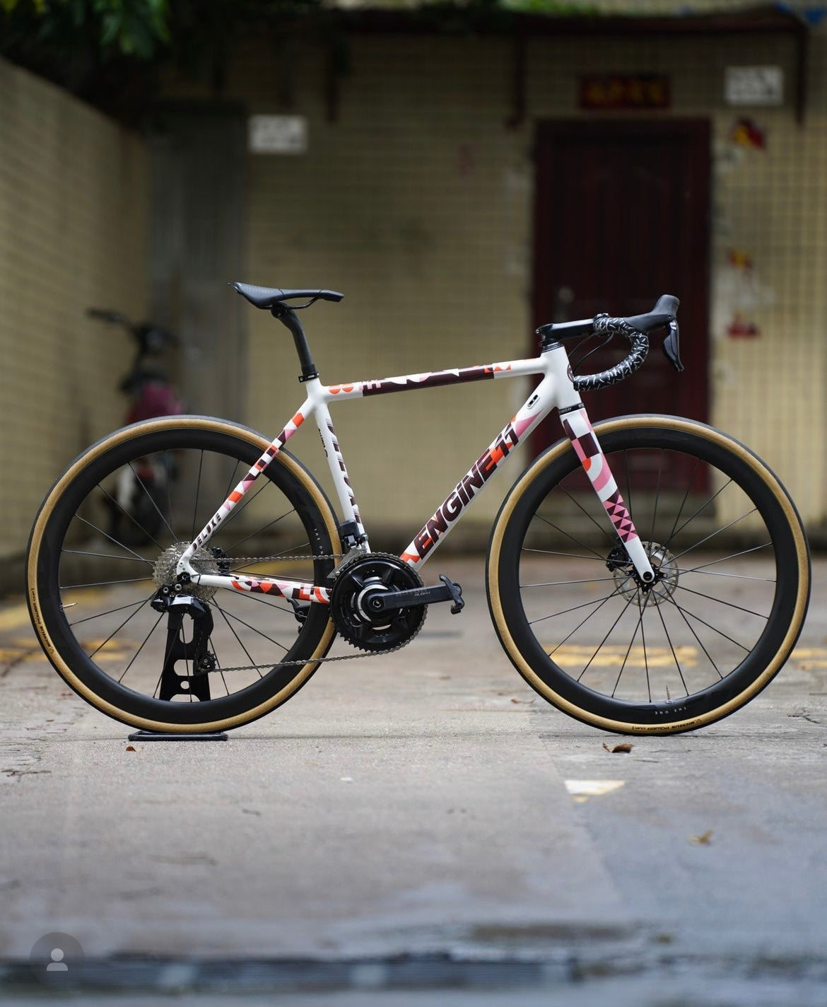 E-11 X DELUXE Road Frame